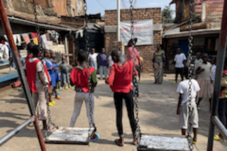 Activités de réintégration complète d’enfants soldats libérés des forces armées et de groupes rebelles (Nord et Sud Kivu).